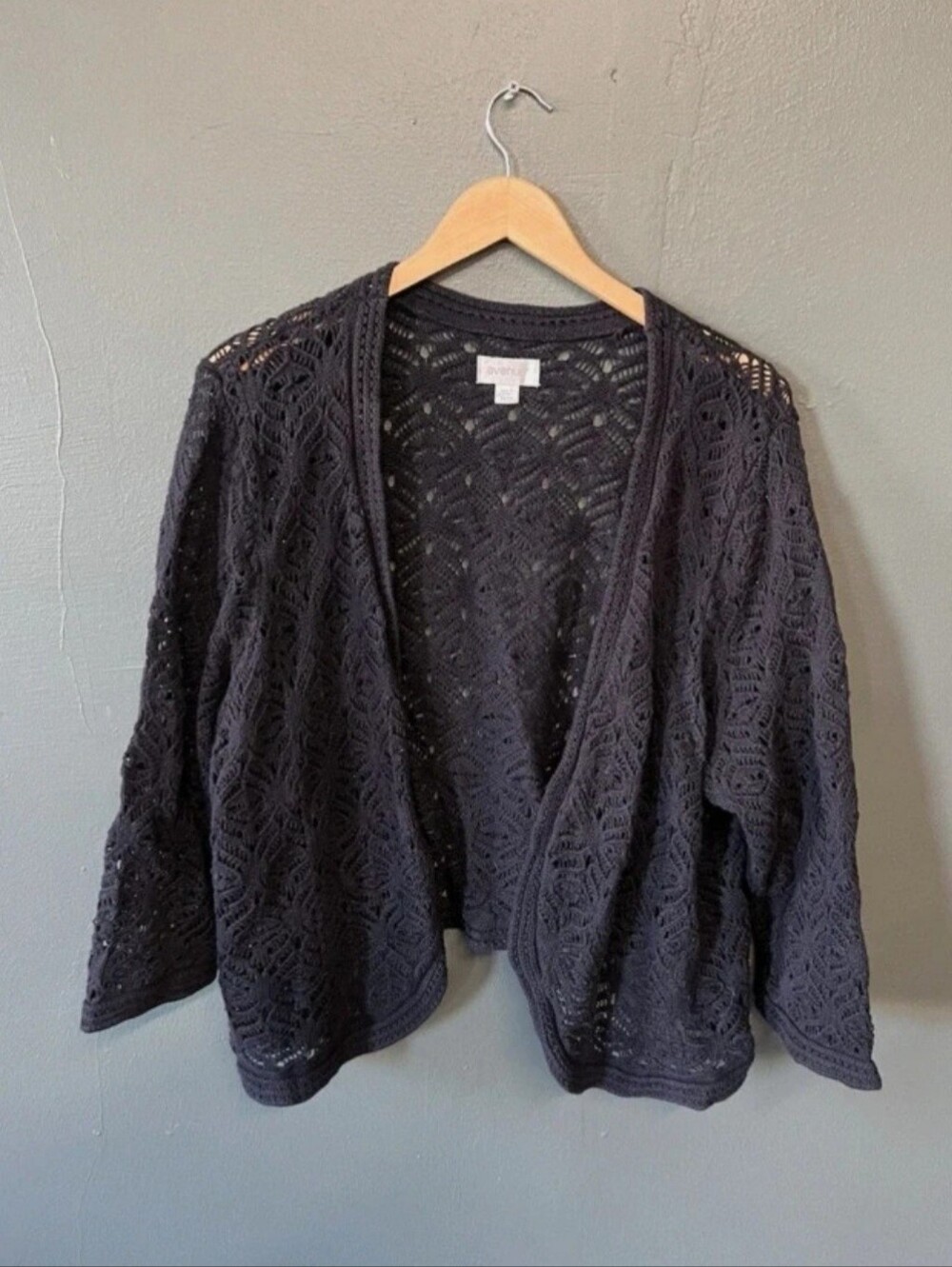 Avenue Navy Cable Knit Shrug Open Cardigan 22/24